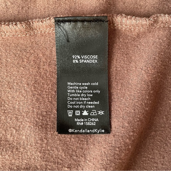 Kendall + Kylie Bleach Bleach Wash Crewneck Sweater NWT - Picture 12 of 12